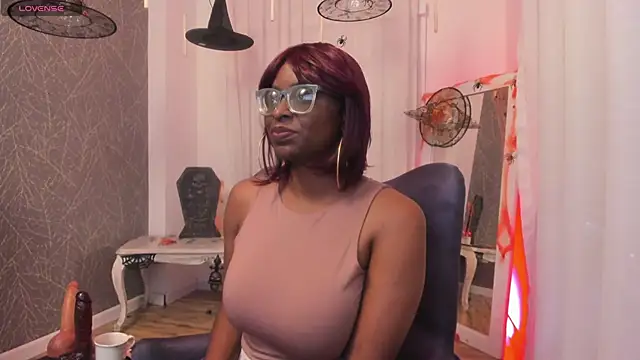 LolaJenkinss online show from November 2025 01:21:02 PM