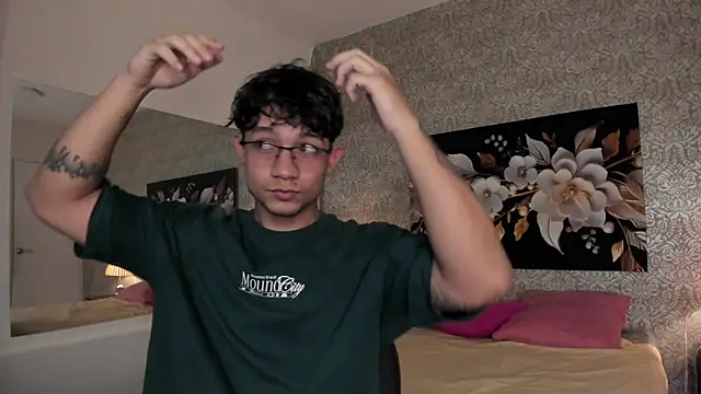 mike wills3 online show from September 2025 05:13:01 AM