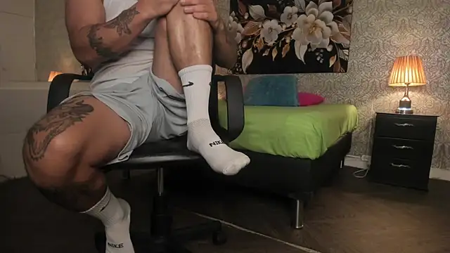 mike wills3 online show from September 2025 03:55:02 AM