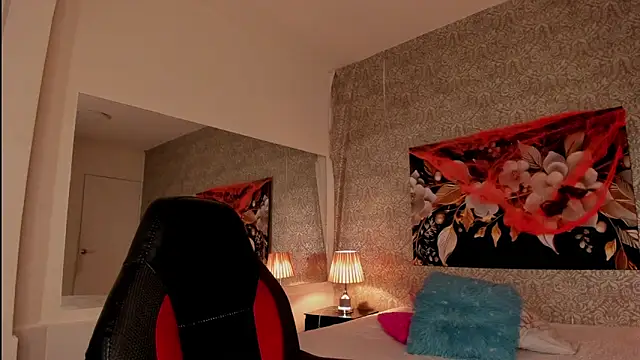 mike wills3 online show from October 2025 03:40:01 AM