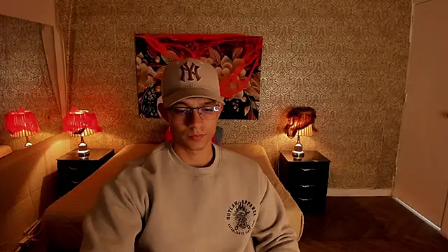 mike wills3 online show from October 2025 04:26:01 AM