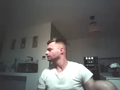 Snapshot of VictorFraizer chatting on September 2025 10:32:02 PM VictorFraizer online show from September 2025 10:32:02 PM