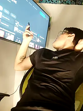 Snapshot of Mason_grey chatting on October 2025 01:59:02 AM Mason grey online show from October 2025 01:59:02 AM