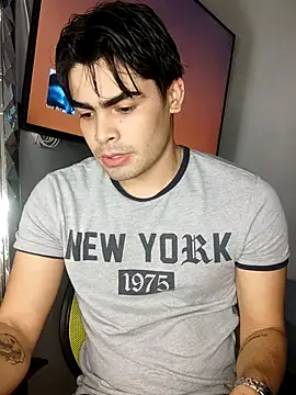 Snapshot of Mason_grey chatting on October 2025 10:20:02 PM Mason grey online show from October 2025 10:20:02 PM