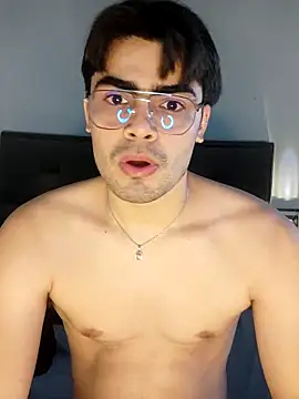 Snapshot of Mason_grey chatting on October 2025 08:53:02 PM Mason grey online show from October 2025 08:53:02 PM