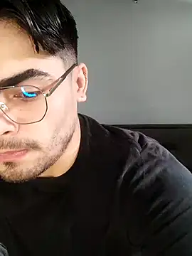 Snapshot of Mason_grey chatting on October 2025 12:30:01 PM Mason grey online show from October 2025 12:30:01 PM