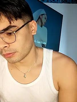 Snapshot of Mason_grey chatting on October 2025 12:06:02 PM Mason grey online show from October 2025 12:06:02 PM