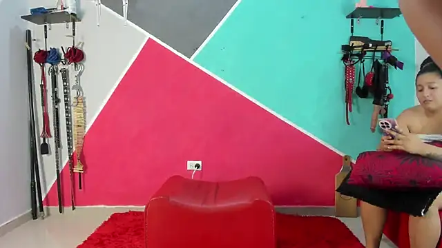 fantasy girls BDSM online show from September 2025 01:43:01 AM