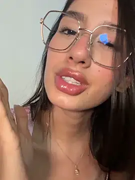 Julieta Duque online show from May 2026 03:04:02 AM
