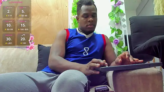 Snapshot of Amun_obsidian chatting on September 2025 12:20:01 PM Amun obsidian online show from September 2025 12:20:01 PM