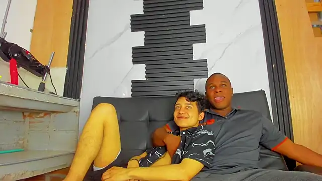 Snapshot of Amun_obsidian chatting on October 2025 12:47:01 PM Amun obsidian online show from October 2025 12:47:01 PM