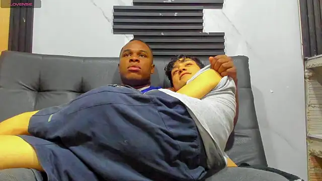 Snapshot of Amun_obsidian chatting on November 2025 12:59:02 PM Amun obsidian online show from November 2025 12:59:02 PM