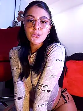 Snapshot of ValeNiitaLuv chatting on October 2025 01:56:01 AM ValeNiitaLuv online show from October 2025 01:56:01 AM