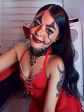 Snapshot of ValeNiitaLuv chatting on November 2025 12:01:02 AM ValeNiitaLuv online show from November 2025 12:01:02 AM