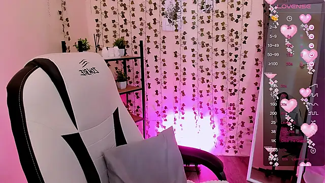 LinaBlossom  online show from June 2026 03:29:02 AM