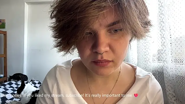 Snapshot of SabrinaFolts chatting on September 2025 09:13:01 AM SabrinaFolts online show from September 2025 09:13:01 AM