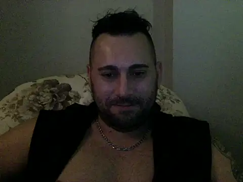 Snapshot of izlebeni_ chatting on November 2025 07:41:02 PM izlebeni online show from November 2025 07:41:02 PM