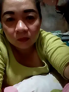 Snapshot of hornymom_01 chatting on September 2025 10:51:02 AM hornymom 01 online show from September 2025 10:51:02 AM
