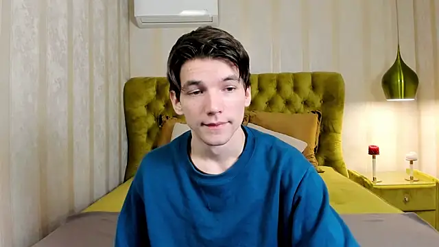 Snapshot of alfred_joness chatting on September 2025 06:39:02 AM alfred joness online show from September 2025 06:39:02 AM