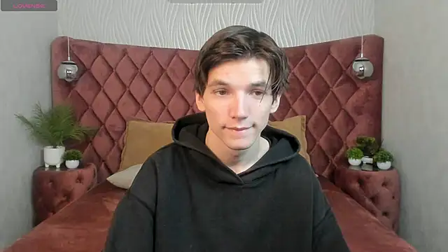 Snapshot of alfred_joness chatting on October 2025 12:41:02 PM alfred joness online show from October 2025 12:41:02 PM