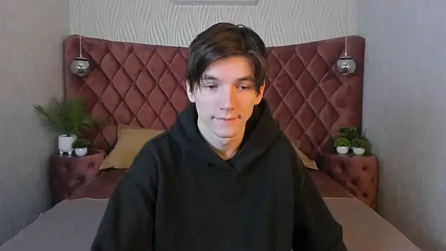 Snapshot of alfred_joness chatting on November 2025 06:49:01 AM alfred joness online show from November 2025 06:49:01 AM