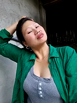 diamond-- online show from October 2025 12:22:01 AM