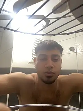 astoperaa online show from November 2025 07:35:01 PM