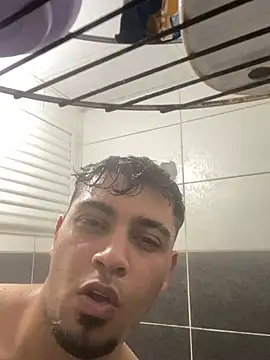 astoperaa online show from January 2026 05:58:02 PM