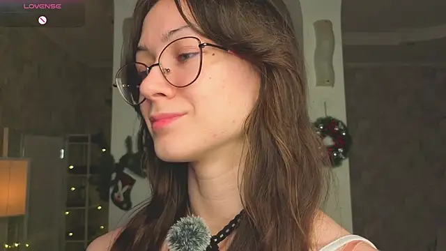 ReneeLippeatt online show from January 2026 07:15:01 PM