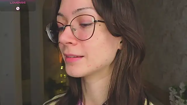 ReneeLippeatt online show from January 2026 07:28:02 PM