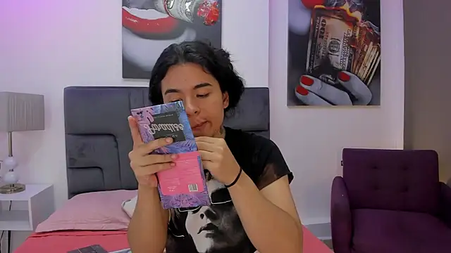 Angel Dustts online show from October 2025 08:44:02 PM