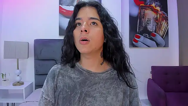 Angel Dustts online show from November 2025 07:16:01 PM