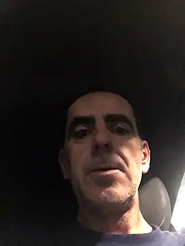 tiago1981pt online show from October 2025 06:19:01 PM