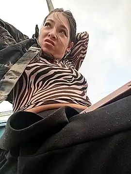 Snapshot of _Luna-1 chatting on March 2026 09:53:02 PM Luna-1 online show from March 2026 09:53:02 PM