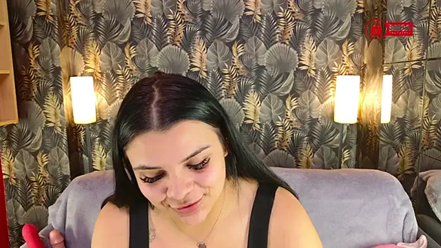 Snapshot of ThiccMady chatting on October 2025 01:25:02 PM ThiccMady online show from October 2025 01:25:02 PM