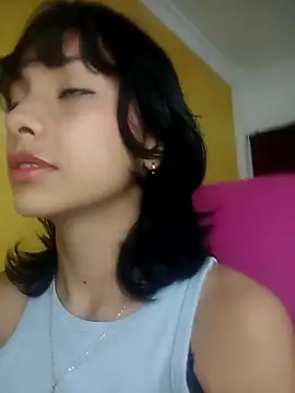 Snapshot of xoxo_milk chatting on October 2025 05:21:02 PM xoxo milk online show from October 2025 05:21:02 PM