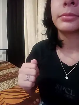 Snapshot of xoxo_milk chatting on October 2025 06:06:02 PM xoxo milk online show from October 2025 06:06:02 PM