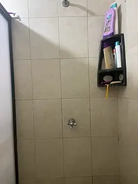 xoxo milk online show from February 2026 09:36:02 PM