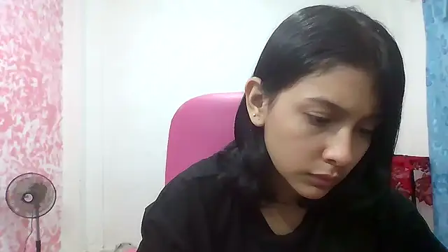 xoxo milk online show from March 2026 06:40:02 PM