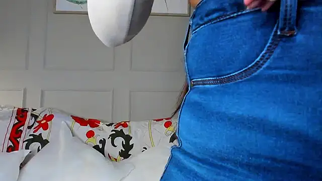 AlisonCold online show from October 2025 11:52:02 AM