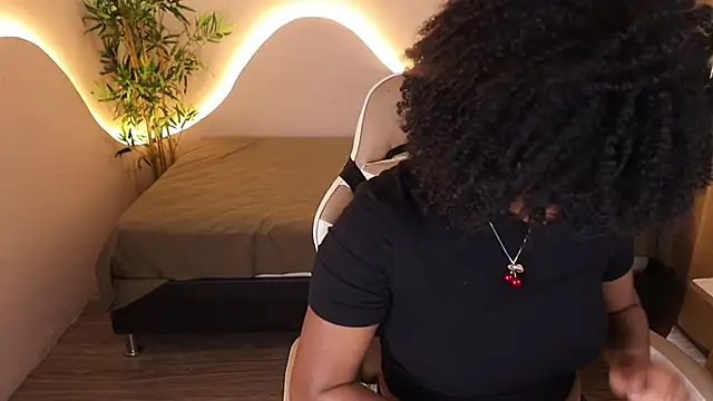 Snapshot of kehlannis_ chatting on October 2025 08:21:02 PM kehlannis online show from October 2025 08:21:02 PM