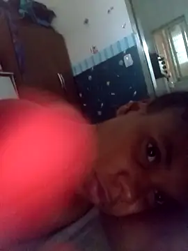 Snapshot of PrettahSantos chatting on September 2025 06:33:01 PM PrettahSantos online show from September 2025 06:33:01 PM