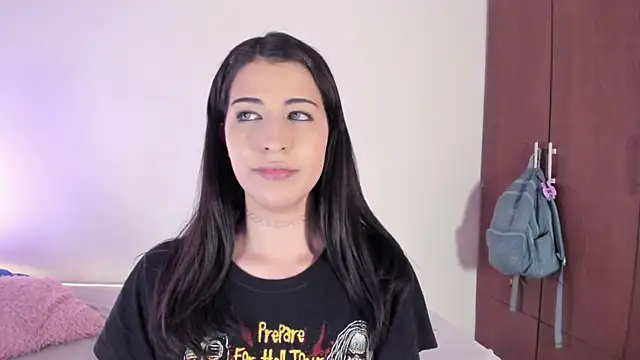 Snapshot of ScarlettRosetti chatting on October 2025 03:06:02 AM ScarlettRosetti online show from October 2025 03:06:02 AM