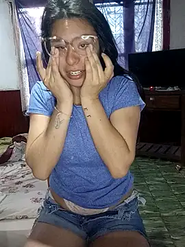 Snapshot of lucixxx14 chatting on October 2025 10:49:02 AM lucixxx14 online show from October 2025 10:49:02 AM