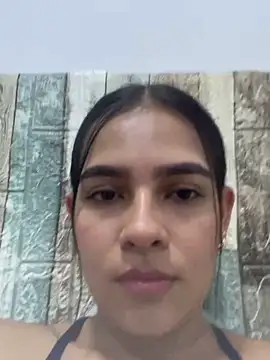 Snapshot of Valery_lux16 chatting on September 2025 03:37:02 PM Valery lux16 online show from September 2025 03:37:02 PM