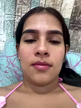 Snapshot of Valery_lux16 chatting on September 2025 03:49:01 PM Valery lux16 online show from September 2025 03:49:01 PM