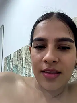 Snapshot of Valery_lux16 chatting on September 2025 01:32:02 AM Valery lux16 online show from September 2025 01:32:02 AM