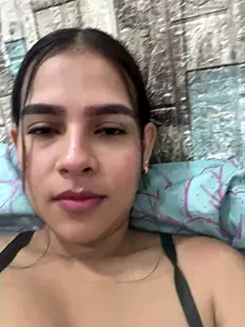 Snapshot of Valery_lux16 chatting on September 2025 12:21:02 PM Valery lux16 online show from September 2025 12:21:02 PM