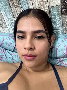 Snapshot of Valery_lux16 chatting on October 2025 12:58:01 PM Valery lux16 online show from October 2025 12:58:01 PM