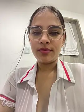 Snapshot of Valery_lux16 chatting on October 2025 12:05:01 PM Valery lux16 online show from October 2025 12:05:01 PM